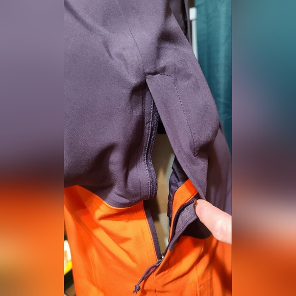 Women's The North Face Apex Flex Winter Coat, Size Small - Picture 4 of 7